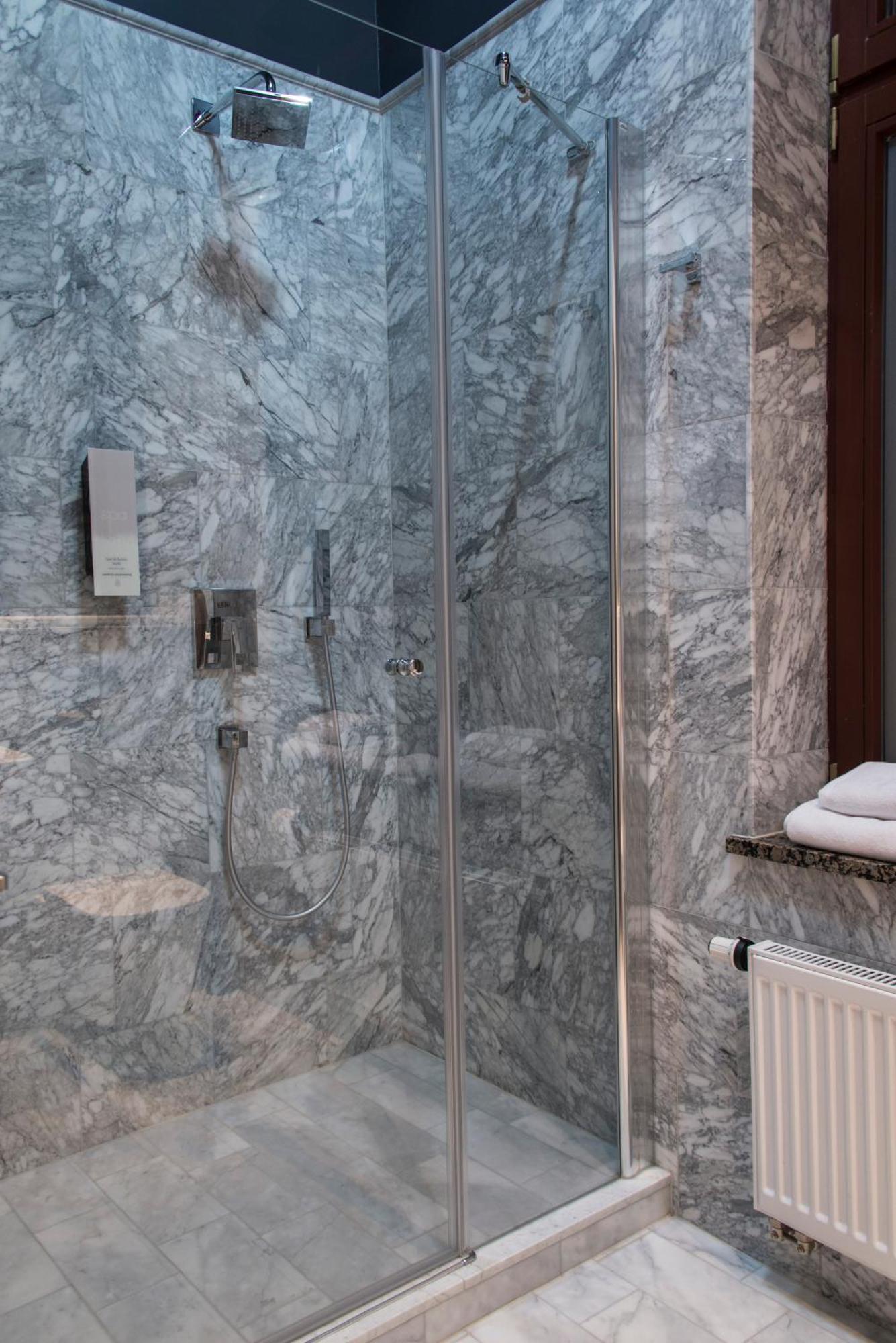 Hotel Retro B.a. Zientarski 3*
