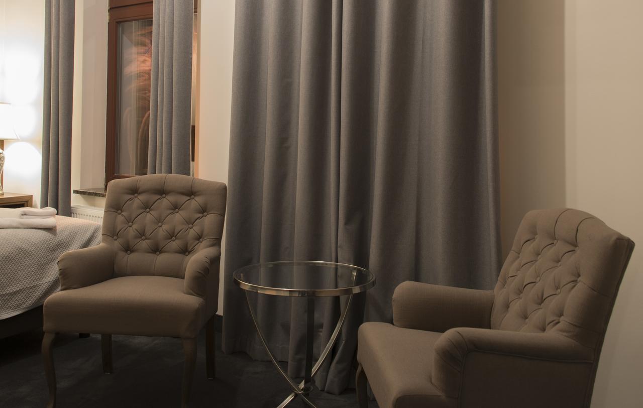 Retro B.a. Zientarski Hotel